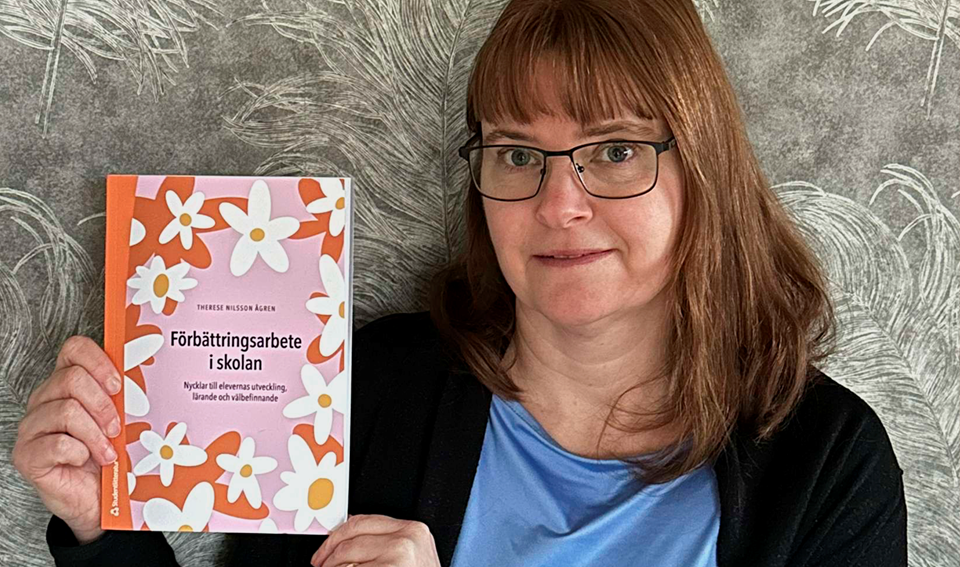 Porträtt av författaren Therese Nilsson Ågren.